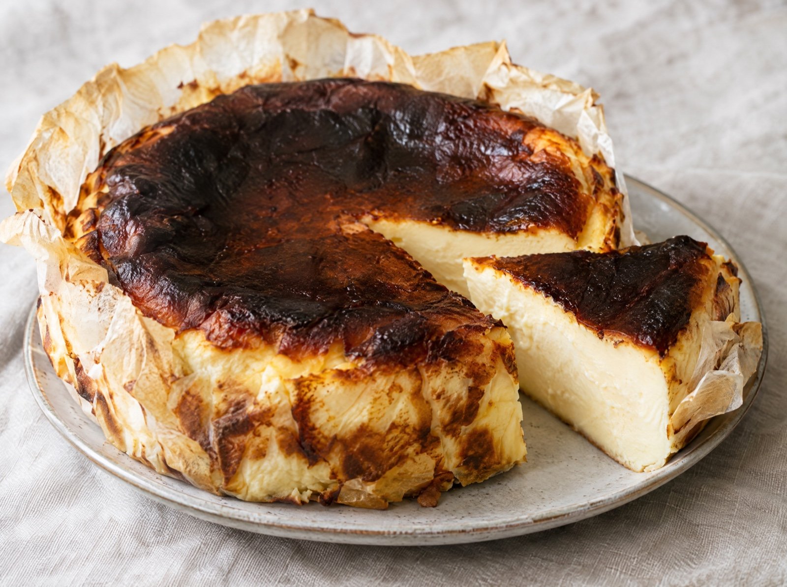 Basken-Cheesecake mit Vanille